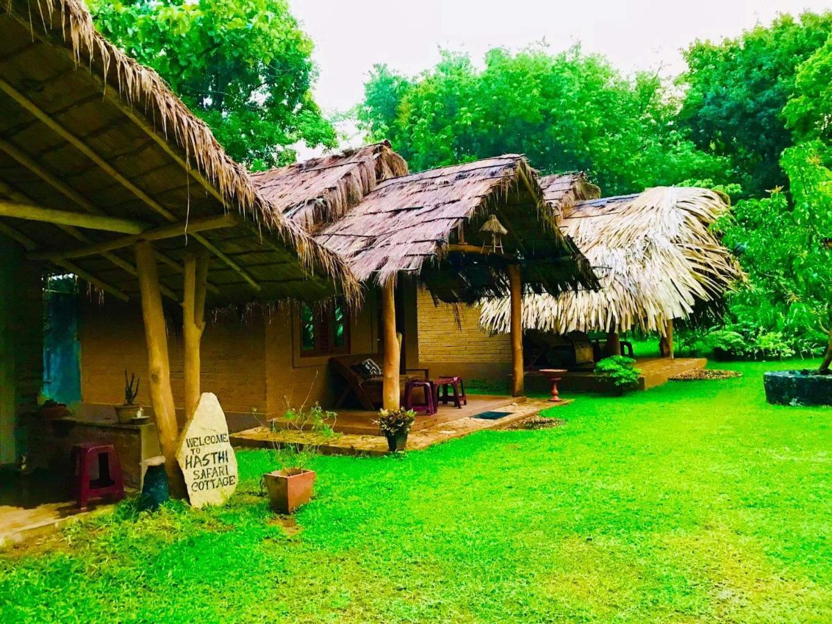 Hasthi Safari Cottage อุดาวาลาเว ภายนอก รูปภาพ